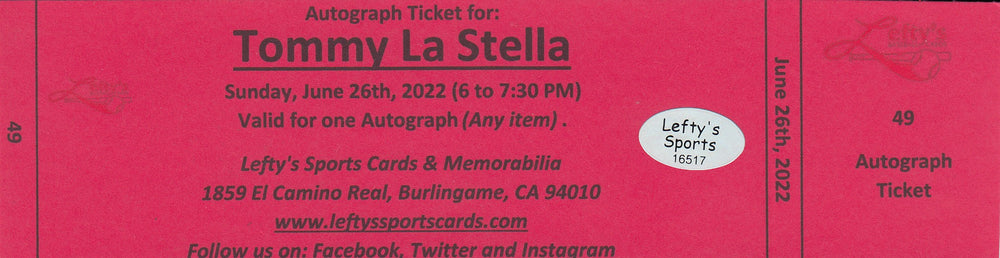 Tommy La Stella San Francisco Giants Autographed 8x10 Photo (Horizontal, Throwing Ball, White Jersey)