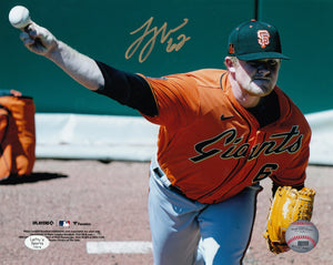 Logan Webb San Francisco Giants Autographed 8x10 Photo (Horizontal, Pitching, Orange Jersey)