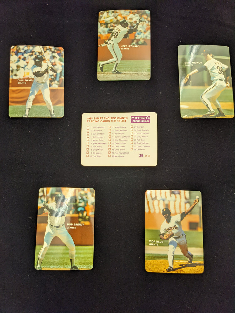 Giants 1985 Mothers Cookies Stadium Giveaway Team Set